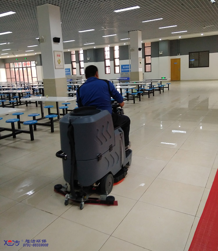 醫(yī)院食堂保潔，醫(yī)院食堂洗地機(jī)
